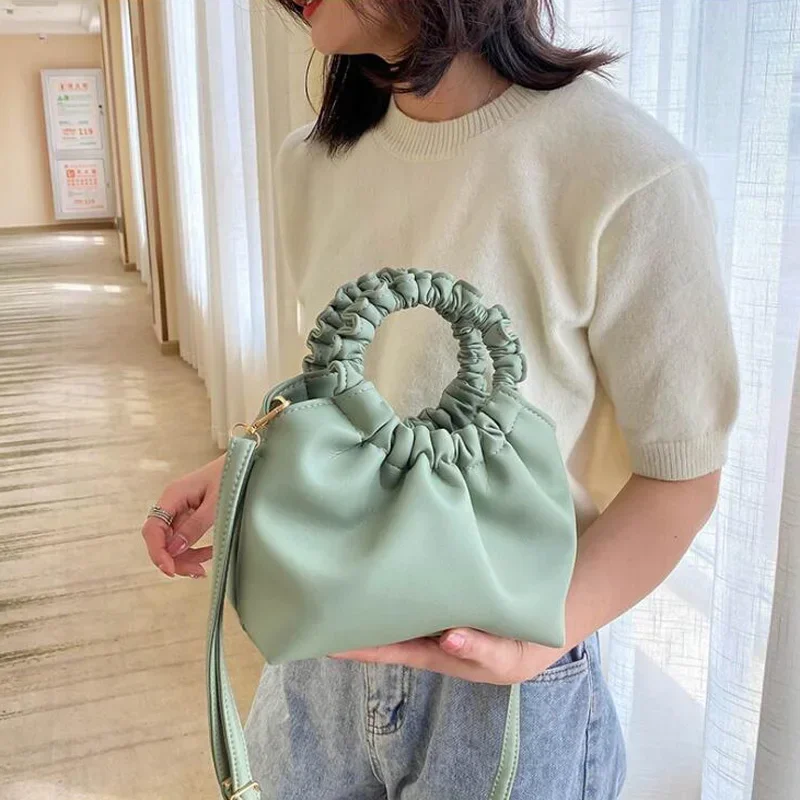 Key Holder Leather Pouch - Małe torebki damskie z plisowanym uchwytem