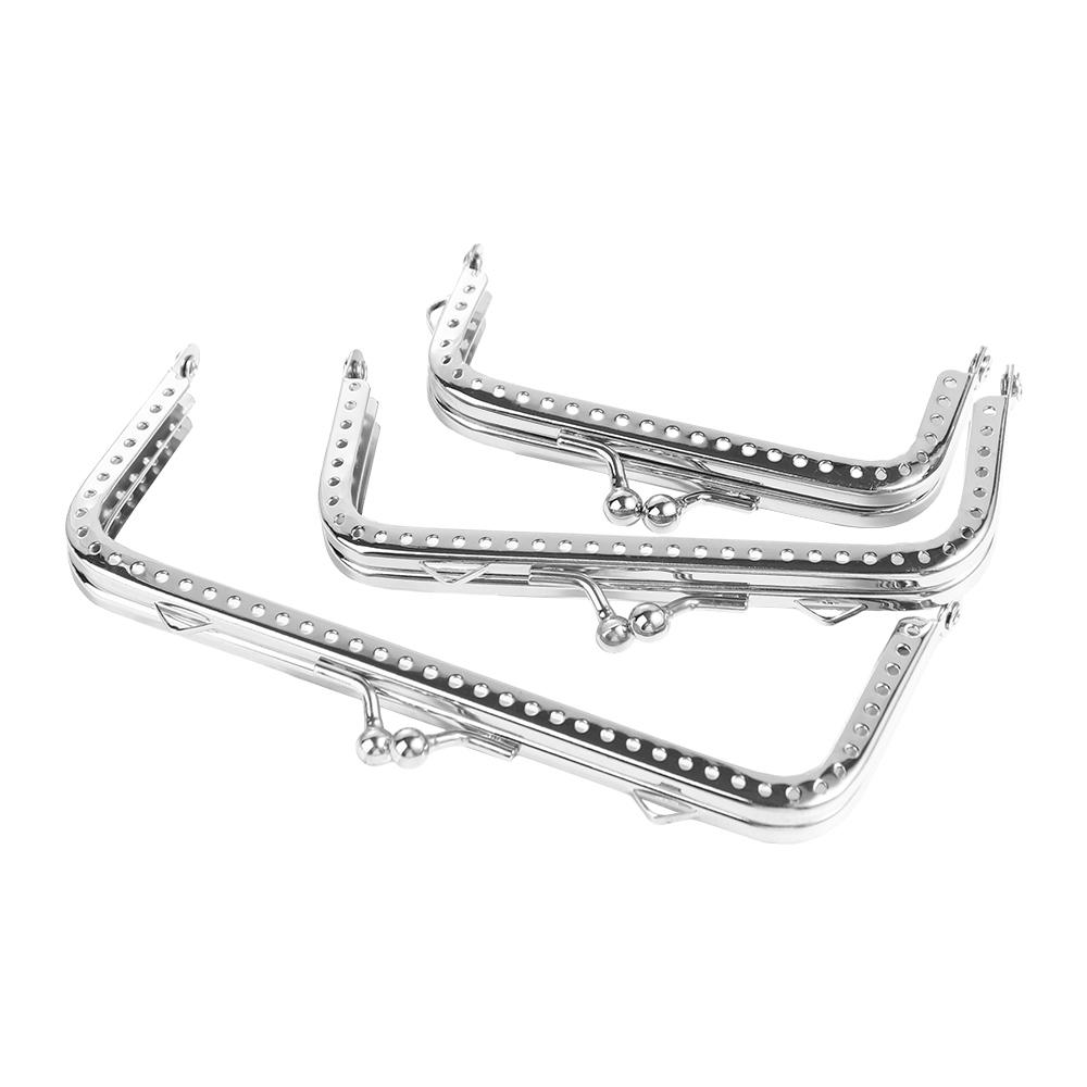 Akcesoria do torebek kwadratow – Luxury Bags With Silver Hardware recenzja i cena