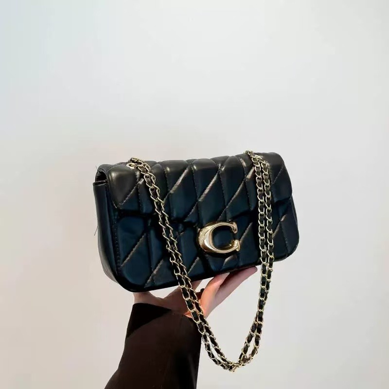 Luksusowa damska torebka cross – Key Holder Leather Pouch recenzja i cena