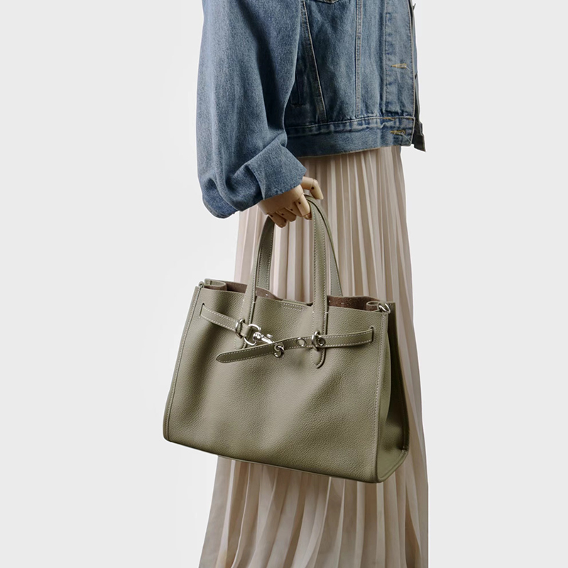 Luksusowa marka srebrna klamra – Luxury Bags With Silver Hardware recenzja i cena